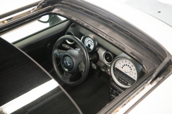 2013 MINI Cooper Hardtop - cars & trucks - by dealer - vehicle... for sale in Bensenville, IL – photo 15
