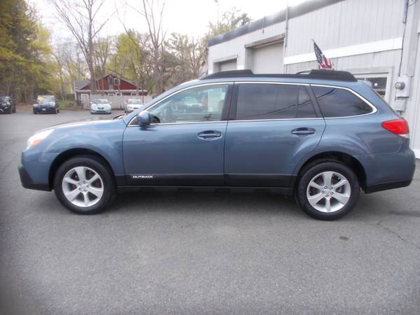2013 Subaru Outback 4dr Wgn H4 Auto 2 5i Premium for sale in Cohoes, CT – photo 4