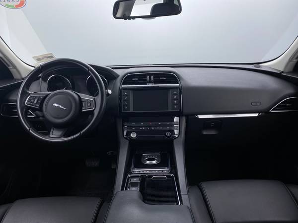 2018 Jag Jaguar FPACE 20d Premium Sport Utility 4D suv White -... for sale in Fort Lauderdale, FL – photo 21
