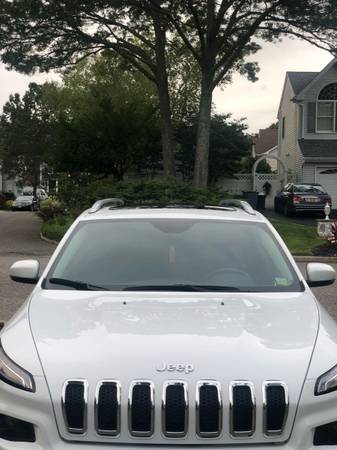 2018 Jeep Cherokee for sale in PORT JEFFERSON STATION, NY – photo 6