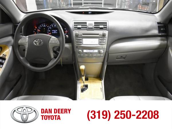 2007 Toyota Camry XLE Super White - - by dealer for sale in Cedar Falls, IA – photo 6