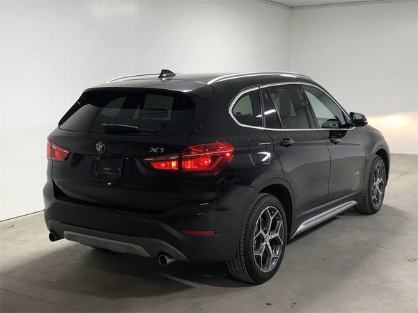 2018 BMW X1 xDrive28i - - by dealer - vehicle for sale in Buffalo, NY – photo 7