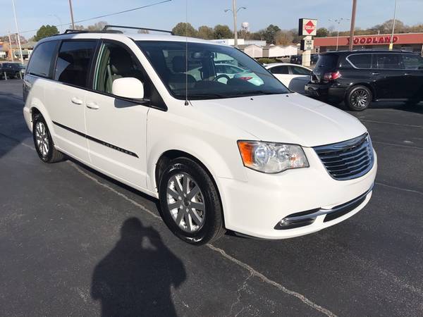 2016 Chrysler Town Country Touring - cars & trucks - by dealer -... for sale in Muscle Shoals, AL – photo 4