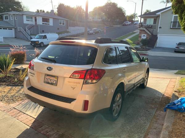 2012 Subaru Outback - Pearl White (4cyl) - cars & trucks - by owner... for sale in Los Angeles, CA – photo 7
