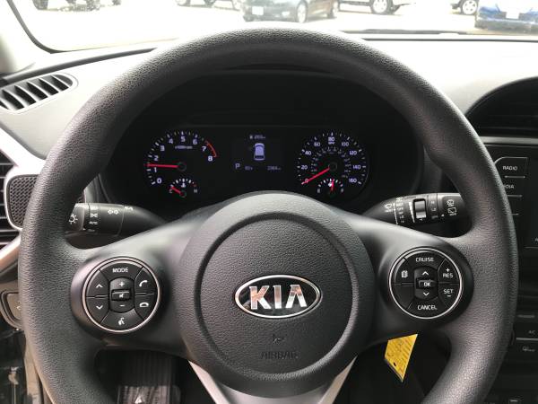 EXTREMELY LOW MILES 2020 KIA SOUL S - - by dealer for sale in Hanamaulu, HI – photo 17
