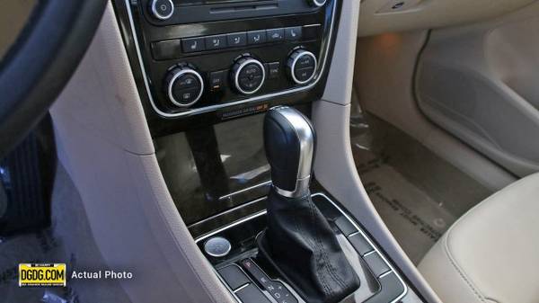2014 VW Volkswagen Passat TDI SEL Premium sedan Platinum Gray Metallic for sale in San Jose, CA – photo 11