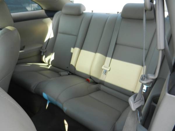 2006 Toyota Camry Solara SLE Coupe - Leather, Roof, V6, 1 Owner for sale in Georgetown , DE – photo 9