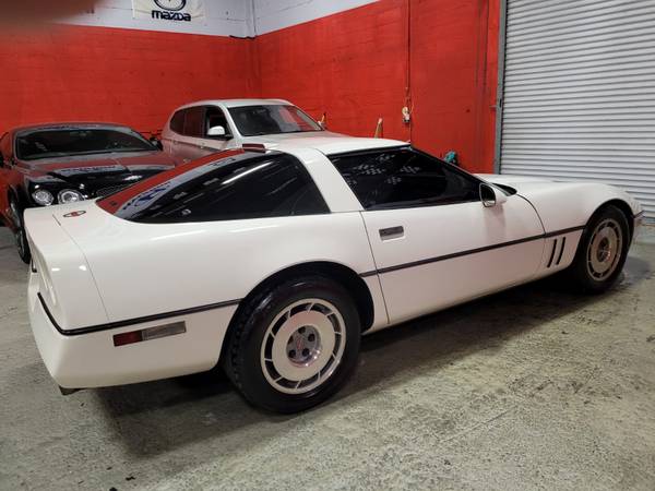 1987 Chevy Corvette Clean florida title Mint condition only 80k for sale in Miami, FL – photo 4