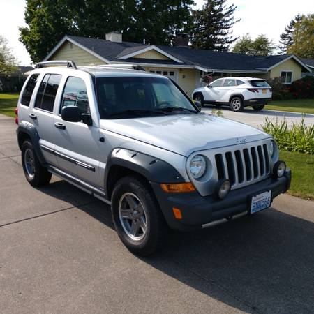 2005 Jeep Liberty Renegade 4X4 for sale in Bellingham, WA – photo 2