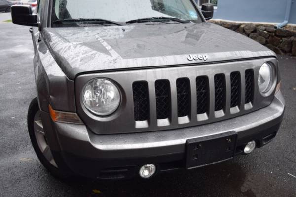 *2012* *Jeep* *Patriot* *Latitude 4dr SUV* - cars & trucks - by... for sale in Paterson, PA – photo 2