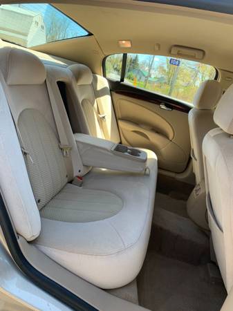 LOW MILE 2008 Buick Lucerne for sale in Cicero, NY – photo 9