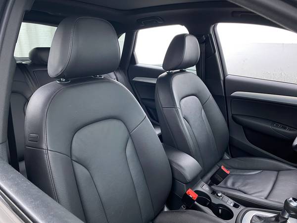 2018 Audi Q3 Premium Sport Utility 4D suv Black - FINANCE ONLINE -... for sale in Luke Air Force Base, AZ – photo 18