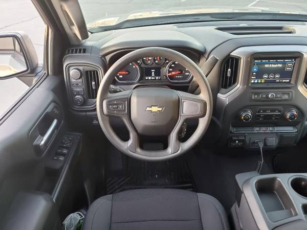 2019 Chevrolet Silverado 1500 4WD ***LOW MILES ** 636 ** LIKE NEW* -... for sale in Garden City, ID – photo 10
