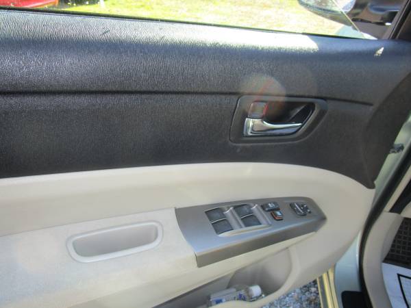 2009 Toyota Prius 4-Door Liftback - - by dealer for sale in Fredericksburg, VA – photo 13