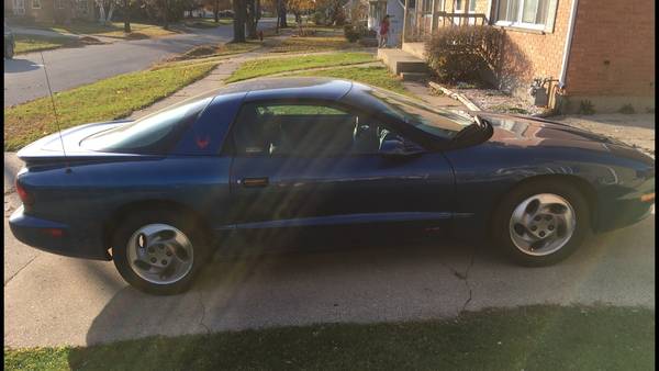 1995 Pontiac Firebird - cars & trucks - by owner - vehicle... for sale in Belvidere, IL – photo 2