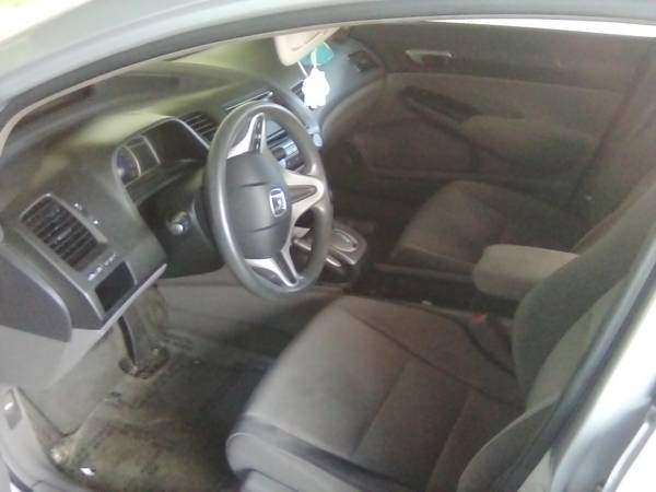 2010 HONDA CIVIC!! CLEAN TITLE!! - cars & trucks - by owner -... for sale in Indio, CA – photo 7