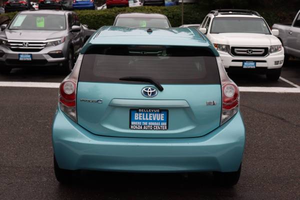 2012 *Toyota* *Prius c* Three JTDKDTB31C1014669 for sale in Bellevue, WA – photo 7