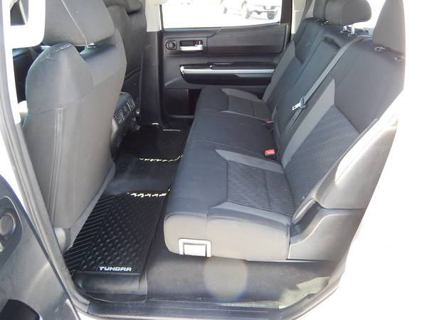 2015 Toyota Tundra SR5 CrewMax for sale in Macgregor, ND – photo 12