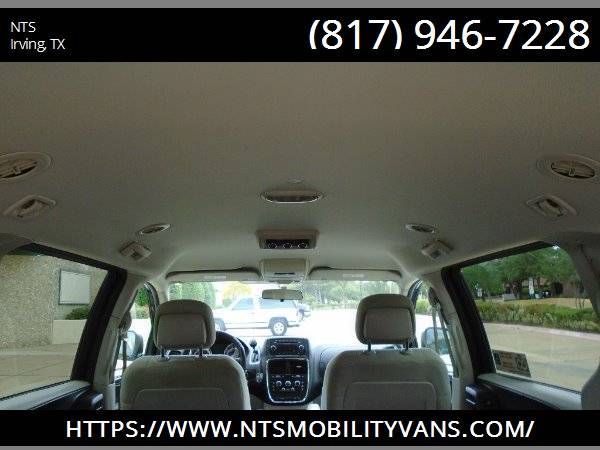 12 DODGE GRAND CARAVAN POWER RAMP MOBILITY HANDICAPPED WHEELCHAIR VAN for sale in Irving, MO – photo 22