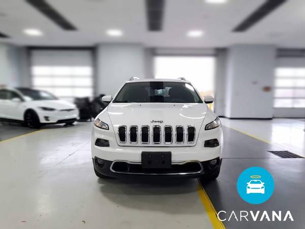 2017 Jeep Cherokee Limited Sport Utility 4D suv White - FINANCE... for sale in NEWARK, NY – photo 17