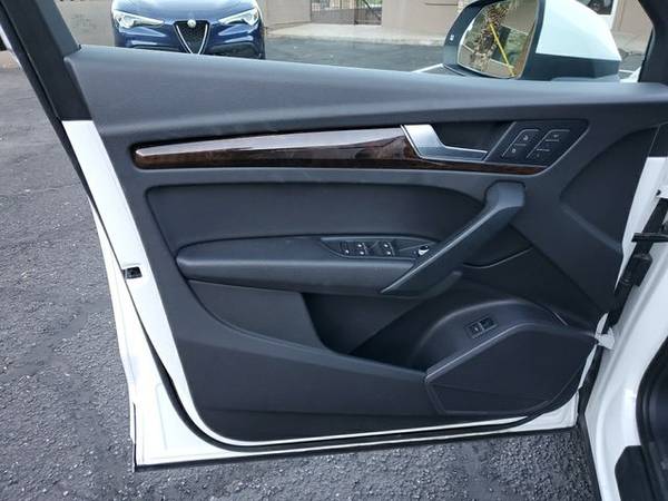 * * * 2018 Audi Q5 Premium Sport Utility 4D * * * - cars & trucks -... for sale in Saint George, UT – photo 10