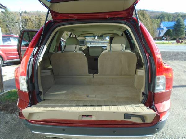 2011 Volvo XC90 AWD - cars & trucks - by dealer - vehicle automotive... for sale in Leicester, VT – photo 12