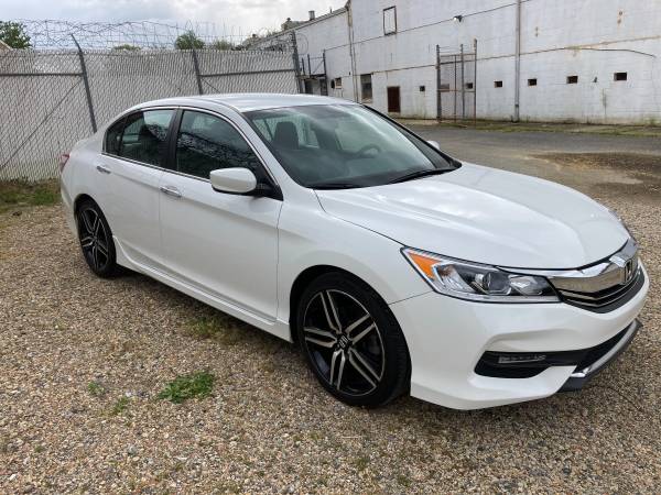 2017 Honda Accord Sport automatic CVT 22K MILES Warranty - cars & for sale in Capitol Heights, District Of Columbia – photo 7