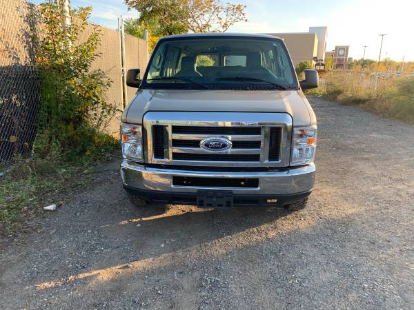 Ford E-350 for sale in Medford, NH – photo 2