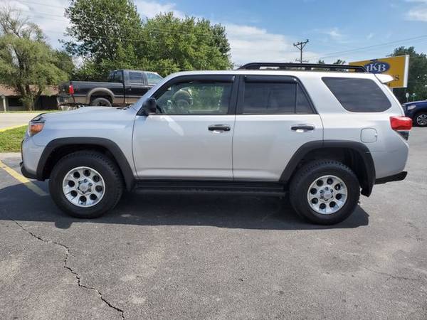 2012 Toyota 4Runner 4WD Trail Sport Utility 4D Trades Welcome Financin for sale in Harrisonville, MO – photo 2
