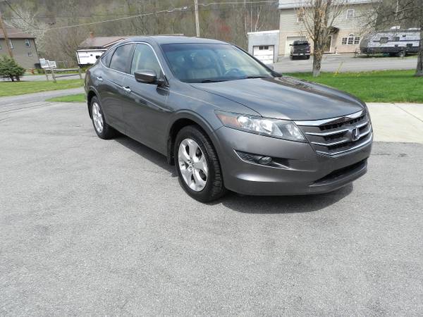 2010 Honda Crosstour EX-L AWD for sale in Lilly, PA – photo 2