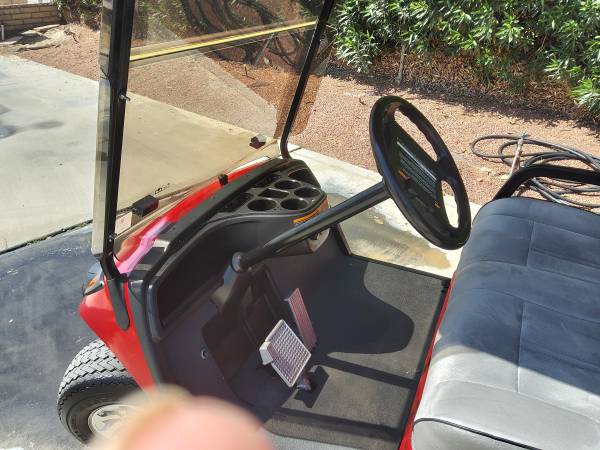 GolfCart Yamaha 4 seat 48 volt new batteries - - by for sale in Palm Desert , CA – photo 4