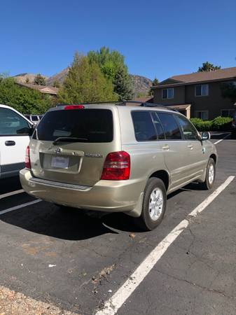 CLEAN Inside and out Toyota Highlander! for sale in Flagstaff, AZ – photo 3