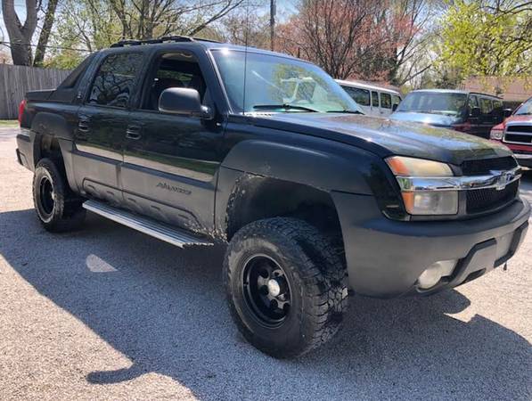 2OO2 CHEVROLET AVALANCHE K1500LT 4 X 4 CREW CAB Z-71 - cars & for sale in Other, IN – photo 6
