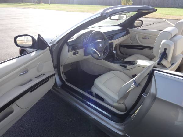 2011 BMW 328I CONVERTABLE POWER HARD TOP * 56000 MILE*ONE OWNER -... for sale in Springdale, AR – photo 18
