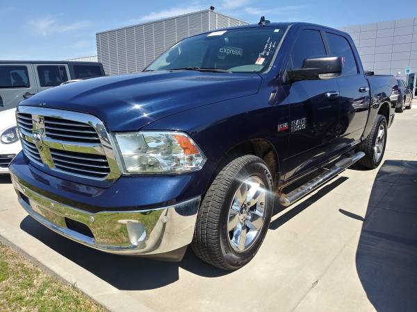 2016 RAM 1500 BIG HORN 4X4 5 7L V8 - LIKE NEW! EXTRA CLEAN! - cars & for sale in Ardmore, OK – photo 3