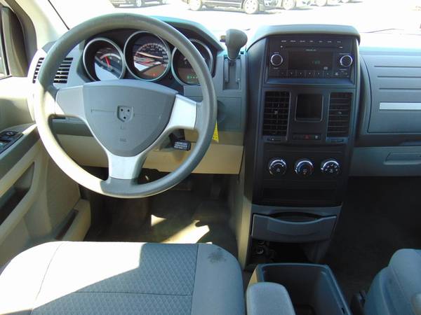 2010 Dodge Grand Caravan SE - cars & trucks - by dealer - vehicle... for sale in Inidanapolis, IN – photo 10