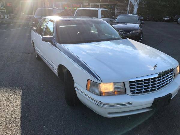1997 Cadillac DeVille Base 4dr Sedan CALL OR TEXT TODAY! - cars & for sale in Stafford, District Of Columbia – photo 4