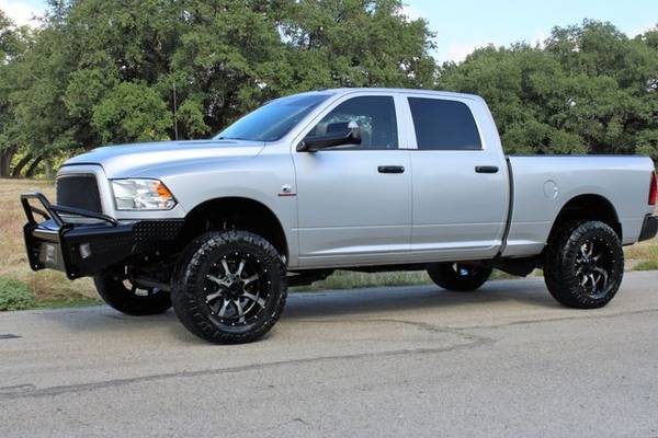 EYE CANDY! NICE 2015 RAM 2500 4X4 6.7 CUMMINS 20" MOTO'S & 35" NITTOS! for sale in Temple, KY – photo 4
