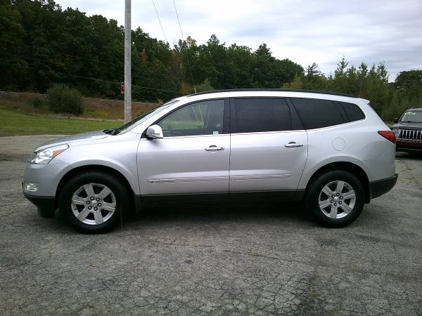 Chevrolet Traverse LT AWD 3rd ROW DVD 1 OWNER **1 year warranty** -... for sale in hampstead, RI – photo 8