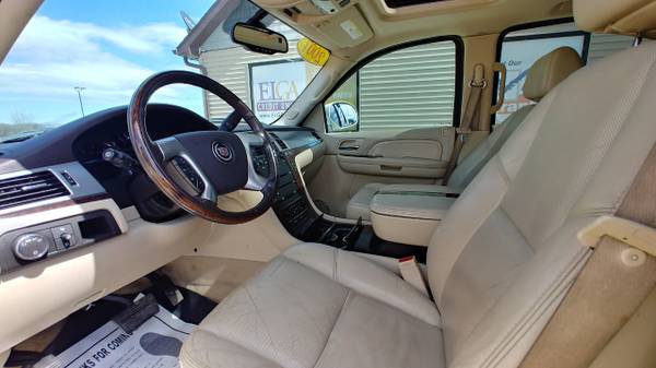 2007 Cadillac Escalade AWD 4dr for sale in Chesaning, MI – photo 7