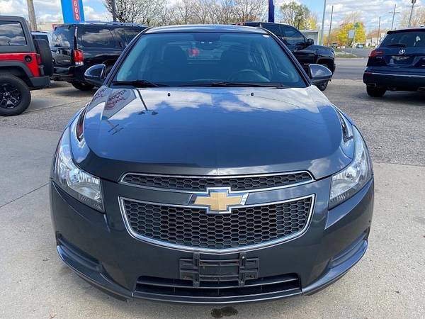 2013 Chevrolet Cruze 1LT Auto - - by dealer - vehicle for sale in Wyoming , MI – photo 8