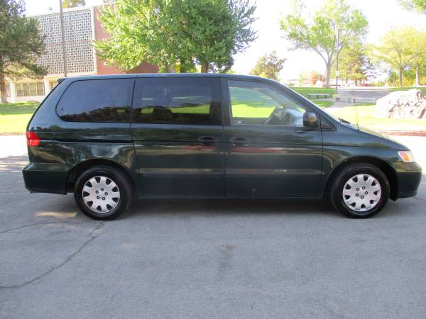 2001 Honda Odyssey Van, FWD, auto, 6cyl 3rd row, smog, SUPER for sale in Sparks, NV – photo 2