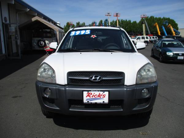 2005 HYUNDAI TUCSON - - by dealer - vehicle automotive for sale in Longview, WA – photo 4