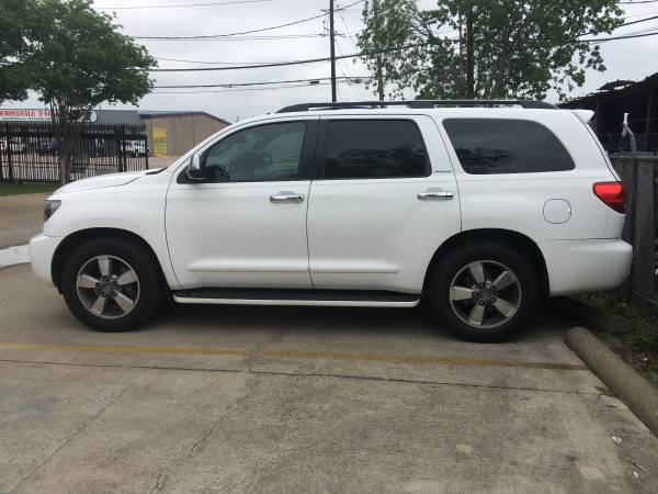 2008 Toyota Sequoia Limited 5 7L RWD, White on Tan, Rear DVD, NICE for sale in Garland, TX – photo 3