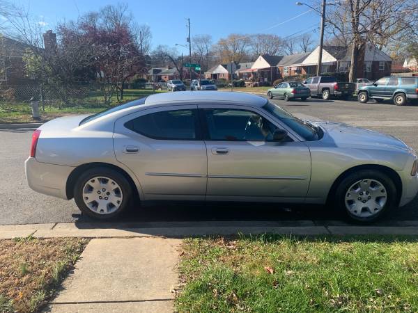 2007 Dodge Charger - cars & trucks - by owner - vehicle automotive... for sale in Hyattsville, District Of Columbia – photo 4