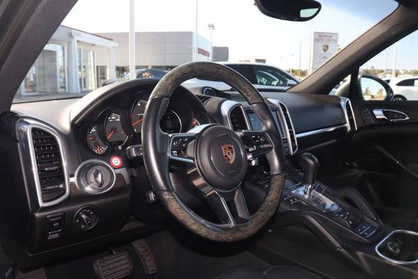 2016 Porsche Cayenne AWD All Wheel Drive SKU: GKA15089 - cars & for sale in Newport Beach, CA – photo 11