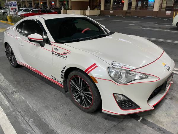2013 Scion FRS, automatic, clean title, 2 owners for sale in Fountain Valley, CA – photo 2