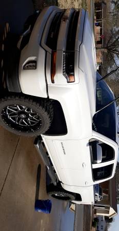 2018 Chevy Silverado 4x4 for sale in Clinton, NC – photo 3