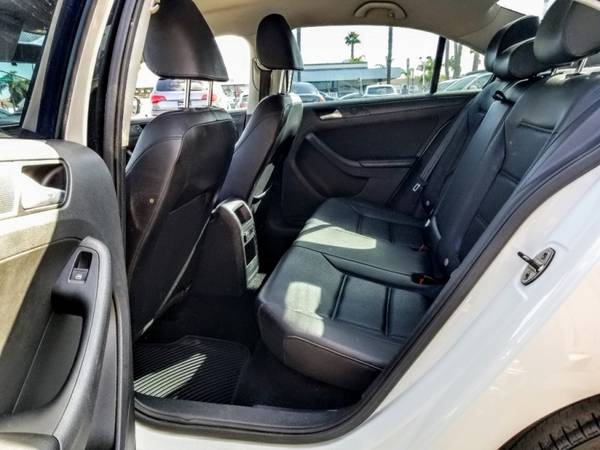 2014 Volkswagen Jetta Sedan 4dr Auto SE PZEV "75% REPEAT CLIENTELE" for sale in Chula vista, CA – photo 13