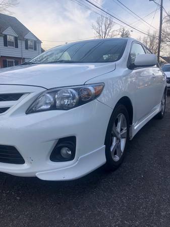 2012 Toyota Corolla White Excellent Condition - cars & trucks - by... for sale in Bethesda, District Of Columbia – photo 5